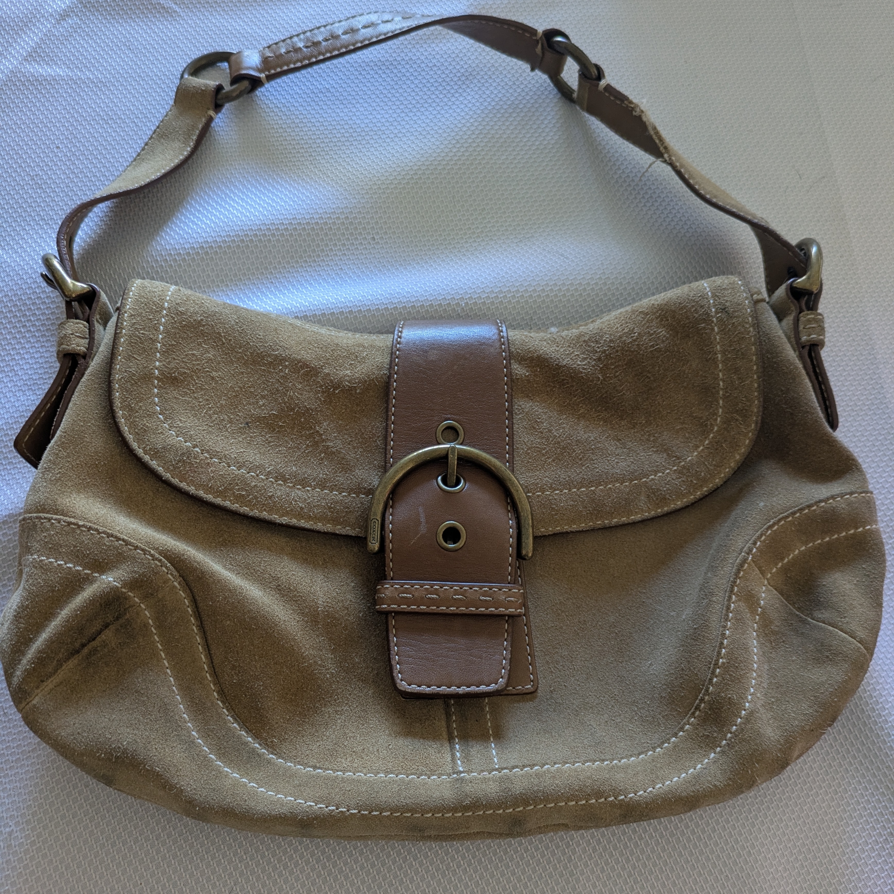 Coach Vintage Tan Suede Hobo Bag With 2 Small Ink Marks.